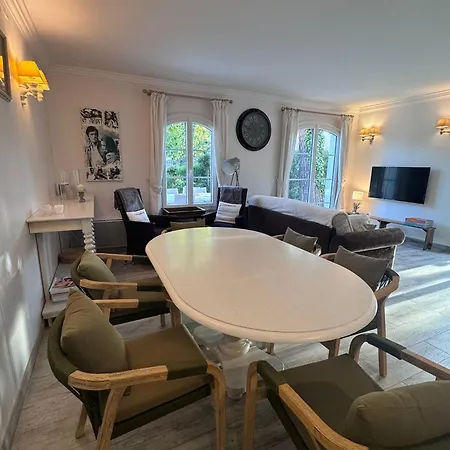 Eyholiday Feriehus Grimaud